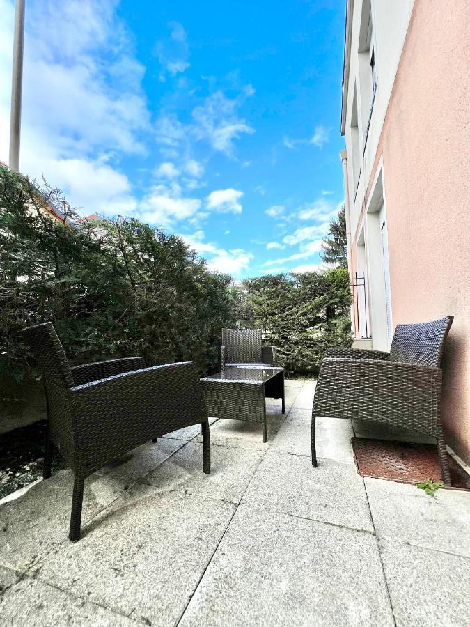 Ferienwohnung La Bulle De Champagne Exterior foto